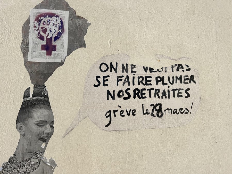 Feminist strike poster reading On ne veut pas se faire plumer nos retraites